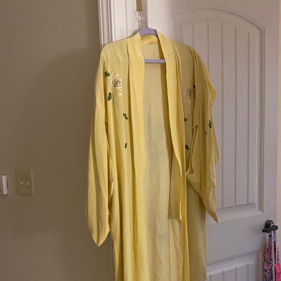 Other - Vintage Silk Yellow Floral Embroidered Japanese Kimono
